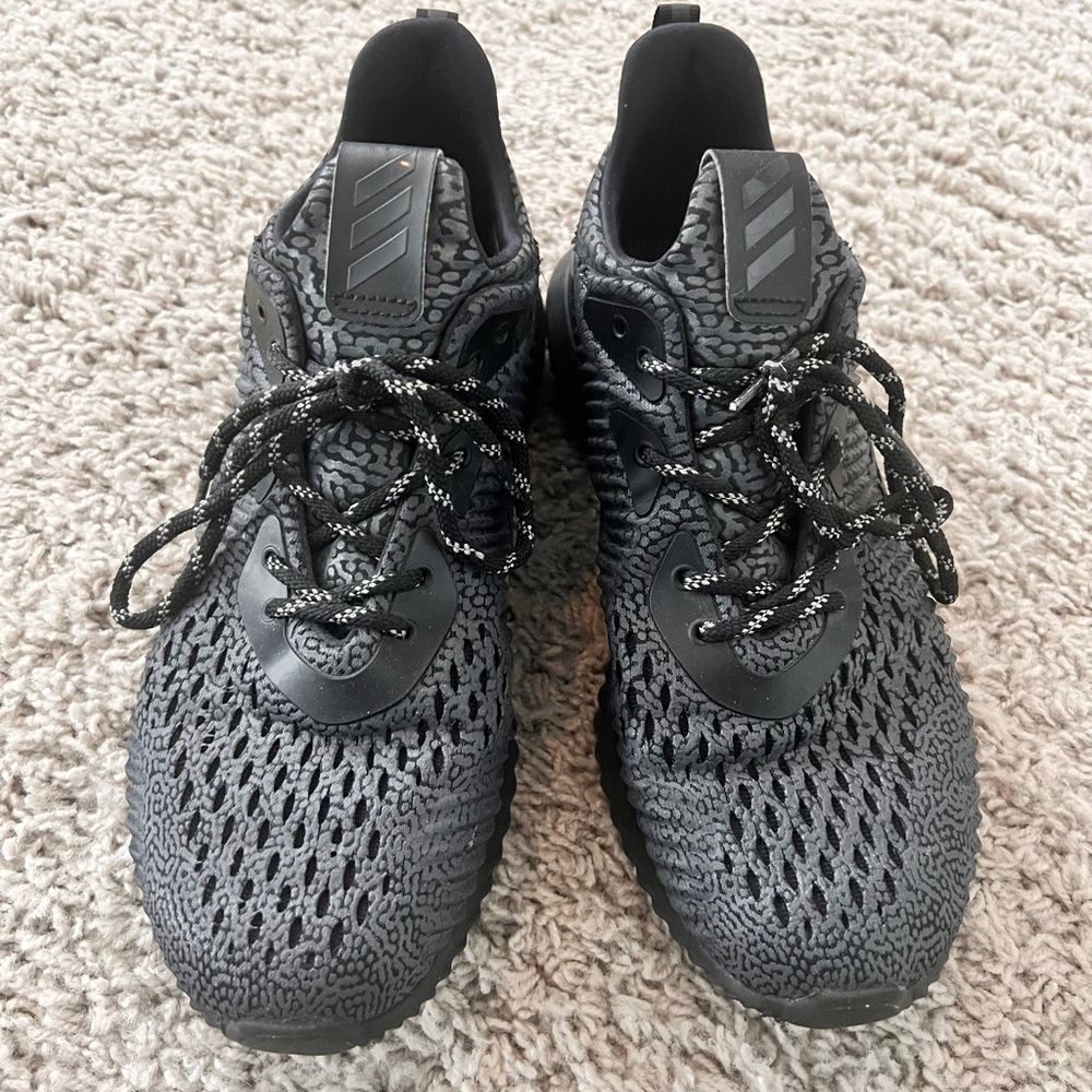 Adidas Black Athletic Shoes with Breathable Mesh Design